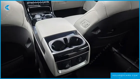KIA CARNIVAL DIESEL 7-SEATER SIGNATURE