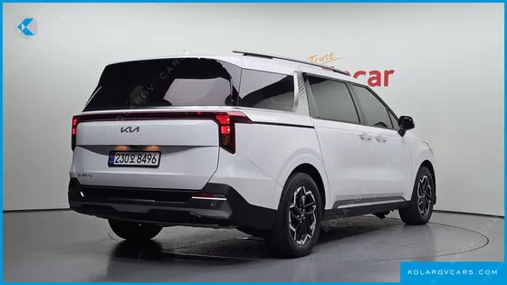 KIA CARNIVAL DIESEL 9-SEATER NOBLESSE