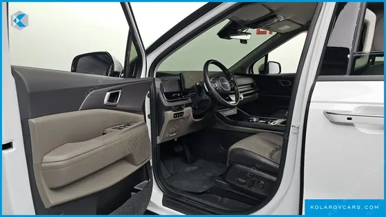 KIA CARNIVAL DIESEL 9-SEATER NOBLESSE