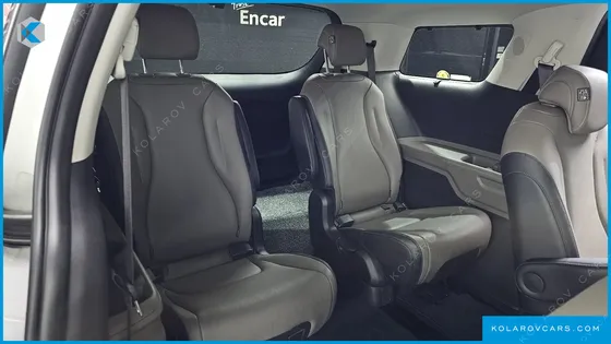 KIA CARNIVAL DIESEL 9-SEATER NOBLESSE