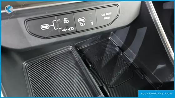 KIA CARNIVAL DIESEL 9-SEATER NOBLESSE