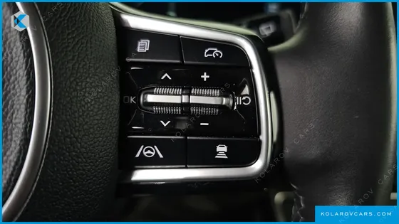 KIA CARNIVAL DIESEL 9-SEATER NOBLESSE