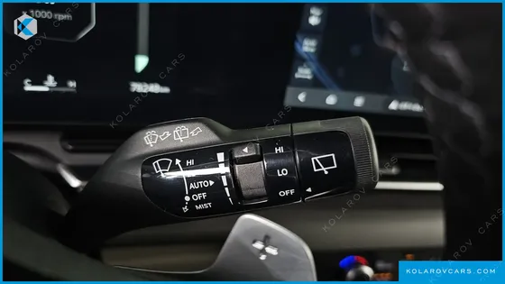 KIA CARNIVAL DIESEL 9-SEATER NOBLESSE