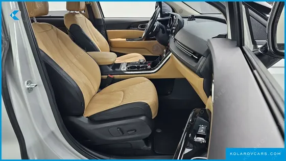 KIA CARNIVAL DIESEL 11-SEATER NOBLESSE