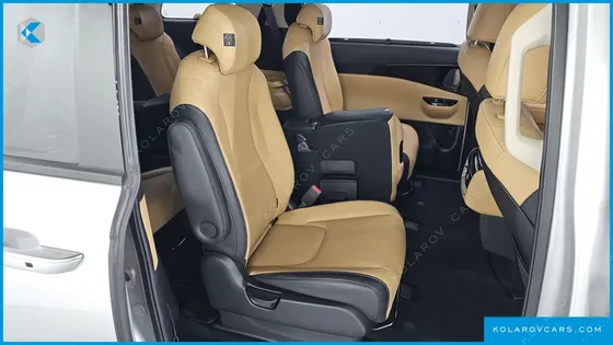 KIA CARNIVAL DIESEL 11-SEATER NOBLESSE