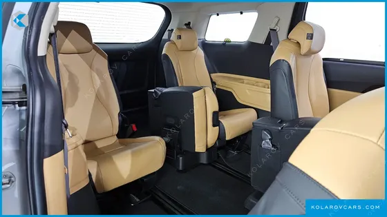 KIA CARNIVAL DIESEL 11-SEATER NOBLESSE