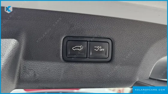 KIA CARNIVAL DIESEL 11-SEATER NOBLESSE
