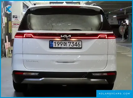 KIA CARNIVAL GASOLINE 9-SEATER SIGNATURE