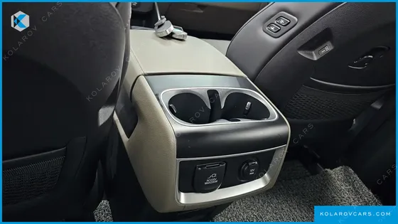 KIA CARNIVAL DIESEL 7-SEATER GRAVITY