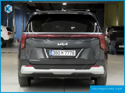 KIA CARNIVAL DIESEL 9-SEATER PRESTIGE