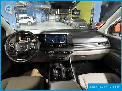 KIA CARNIVAL DIESEL 9-SEATER PRESTIGE