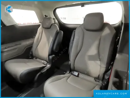KIA CARNIVAL DIESEL 9-SEATER PRESTIGE