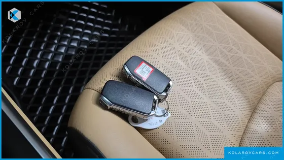 KIA CARNIVAL DIESEL 9-SEATER PRESTIGE