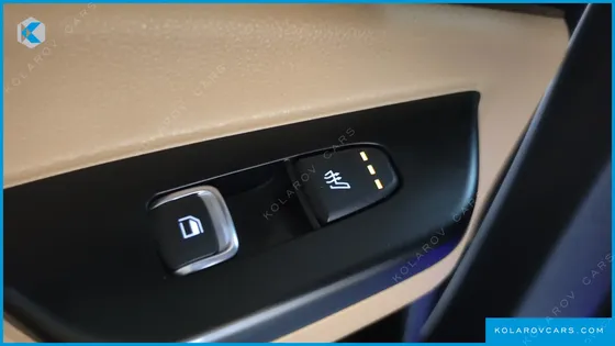 KIA CARNIVAL DIESEL 9-SEATER PRESTIGE