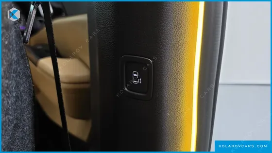 KIA CARNIVAL DIESEL 9-SEATER PRESTIGE