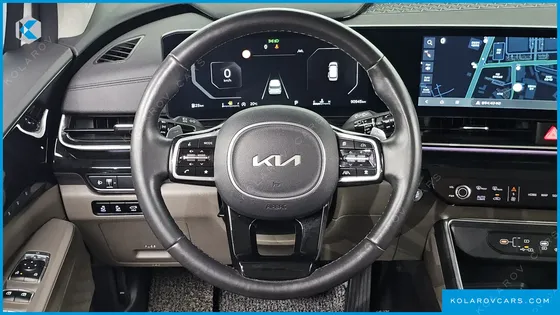 KIA CARNIVAL DIESEL 9-SEATER SIGNATURE