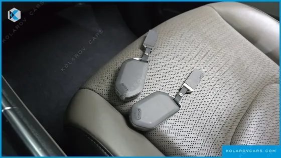 KIA CARNIVAL DIESEL 9-SEATER GRAVITY
