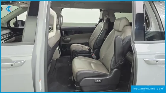 KIA CARNIVAL DIESEL 9-SEATER GRAVITY