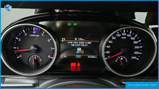KIA CARNIVAL GASOLINE 9-SEATER PRESTIGE