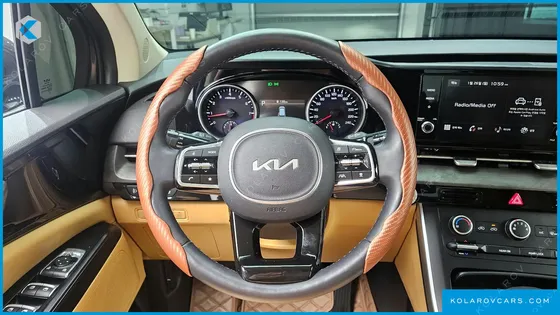 KIA CARNIVAL GASOLINE 9-SEATER PRESTIGE