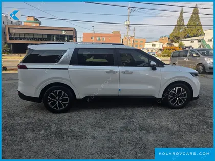 KIA CARNIVAL DIESEL 9-SEATER PRESTIGE
