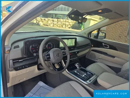 KIA CARNIVAL DIESEL 9-SEATER PRESTIGE