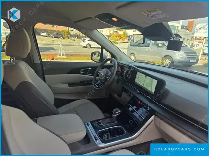 KIA CARNIVAL DIESEL 9-SEATER PRESTIGE