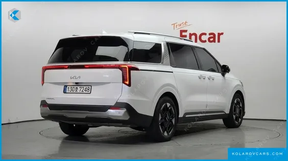 KIA CARNIVAL GASOLINE 9-SEATER NOBLESSE