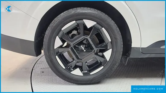 KIA CARNIVAL GASOLINE 9-SEATER NOBLESSE
