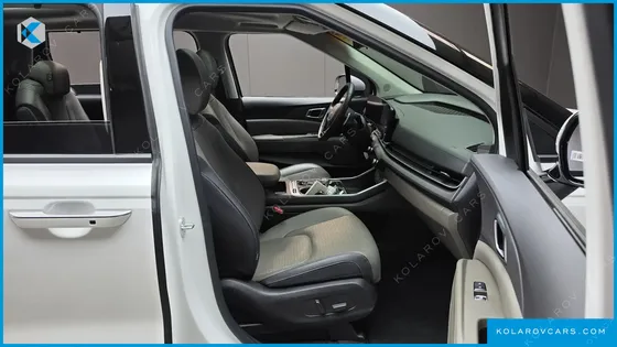 KIA CARNIVAL GASOLINE 9-SEATER NOBLESSE
