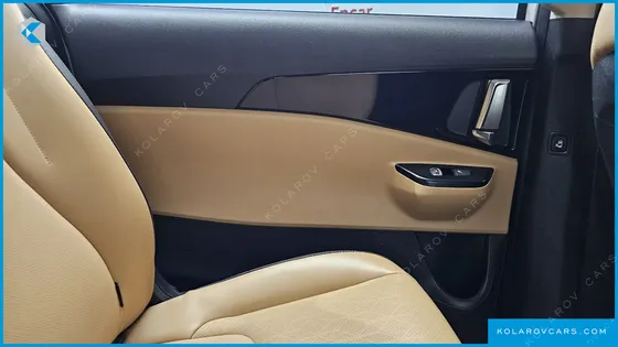 KIA CARNIVAL DIESEL 9-SEATER PRESTIGE