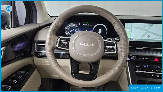 KIA CARNIVAL DIESEL 9-SEATER HI-LIMOUSINE