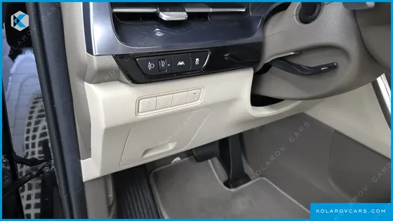 KIA CARNIVAL DIESEL 9-SEATER HI-LIMOUSINE