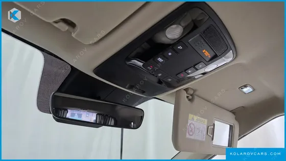 KIA CARNIVAL DIESEL 9-SEATER HI-LIMOUSINE