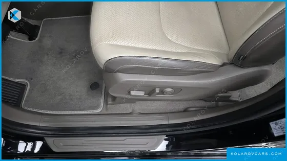 KIA CARNIVAL DIESEL 9-SEATER HI-LIMOUSINE