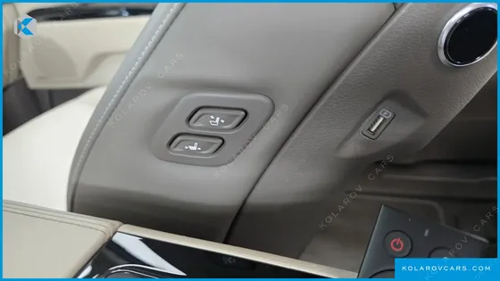 KIA CARNIVAL DIESEL 9-SEATER HI-LIMOUSINE
