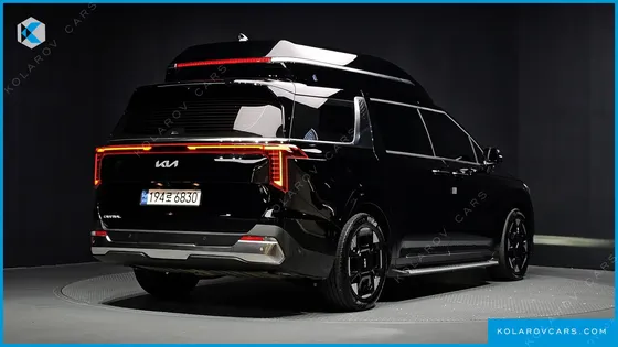 KIA CARNIVAL GASOLINE 9-SEATER HI LIMOUSINE