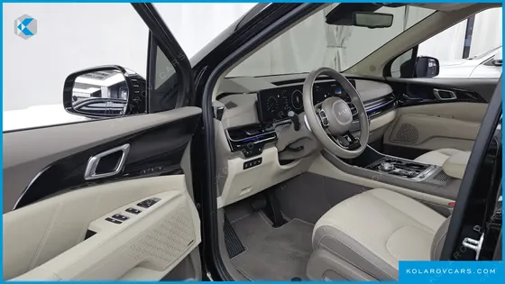 KIA CARNIVAL GASOLINE 9-SEATER HI LIMOUSINE