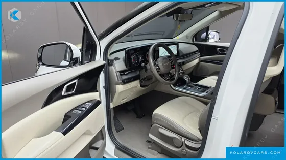 KIA CARNIVAL GASOLINE 9-SEATER PRESTIGE
