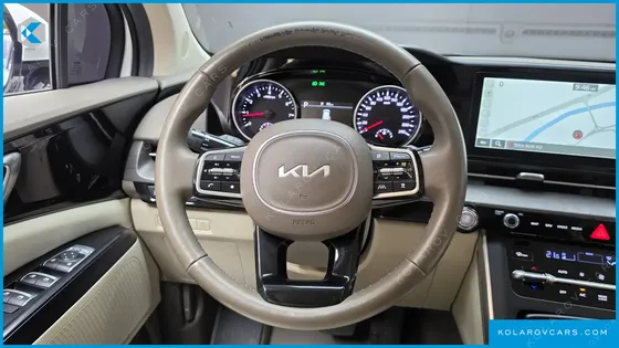 KIA CARNIVAL GASOLINE 9-SEATER PRESTIGE