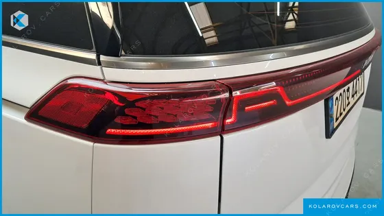 KIA CARNIVAL DIESEL 7-SEATER NOBLESSE