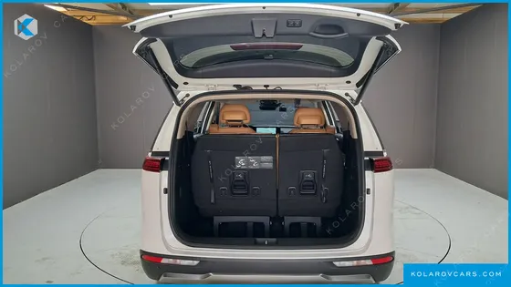 KIA CARNIVAL DIESEL 7-SEATER NOBLESSE