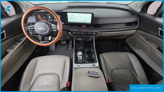 KIA CARNIVAL DIESEL 9-SEATER PRESTIGE