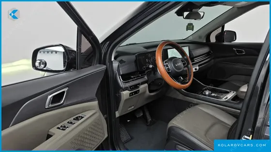 KIA CARNIVAL DIESEL 9-SEATER PRESTIGE