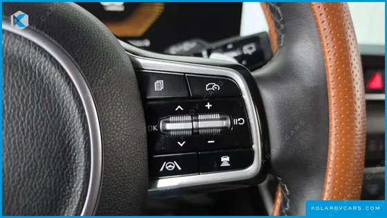 KIA CARNIVAL DIESEL 9-SEATER PRESTIGE