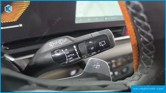 KIA CARNIVAL DIESEL 9-SEATER PRESTIGE