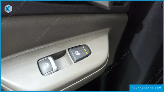 KIA CARNIVAL DIESEL 9-SEATER PRESTIGE