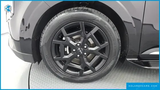 KIA CARNIVAL DIESEL 7-SEATER GRAVITY