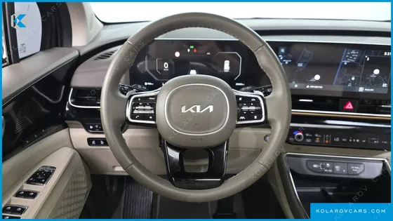 KIA CARNIVAL DIESEL 7-SEATER GRAVITY