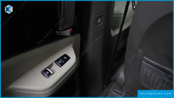 KIA CARNIVAL DIESEL 7-SEATER GRAVITY